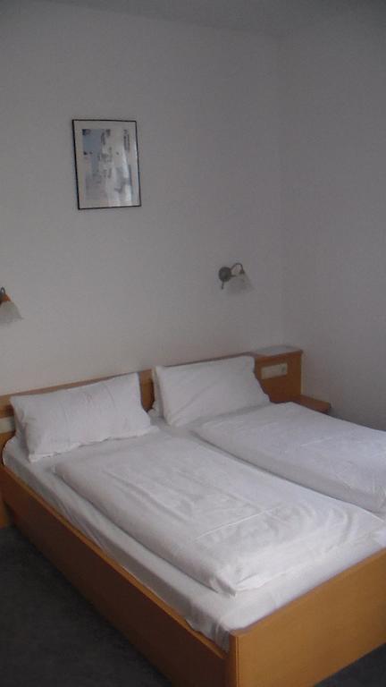 Hotel Landgasthof Zum Seehof Rottweil Zimmer foto